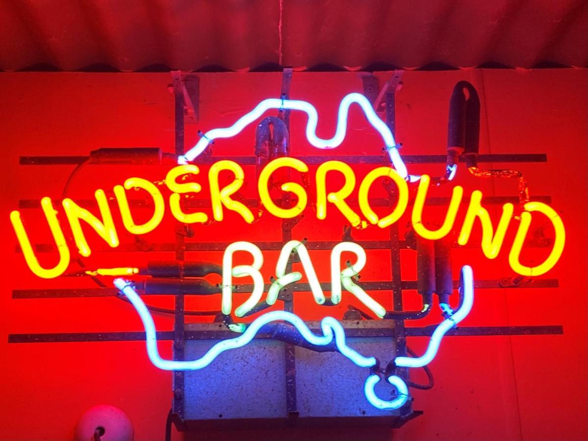 White Cliffs Underground Motel Dış mekan fotoğraf